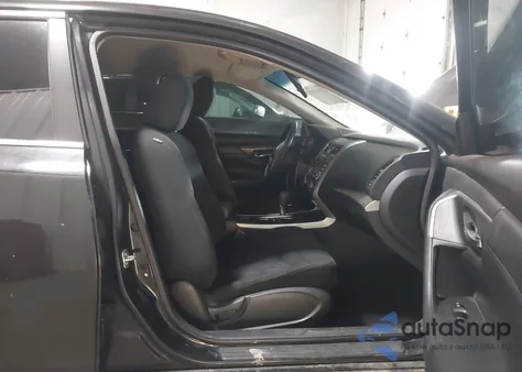 2015 Nissan Altima 2.5/2.5 S/2.5 Sl/2.5 Sv из США, поврежденный, VIN 1N4AL3AP0FN888517